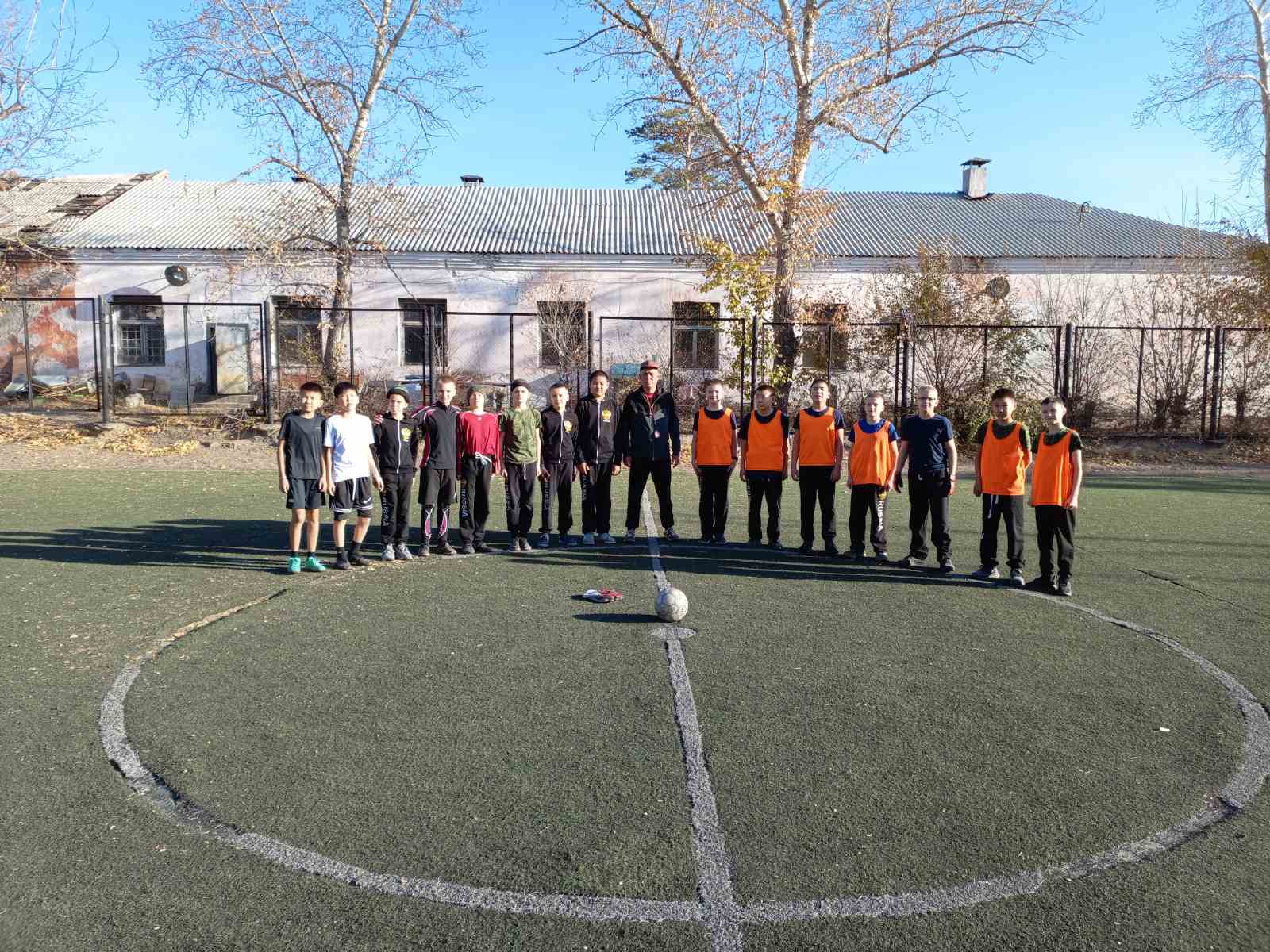 Первенство школы по мини-футболу.